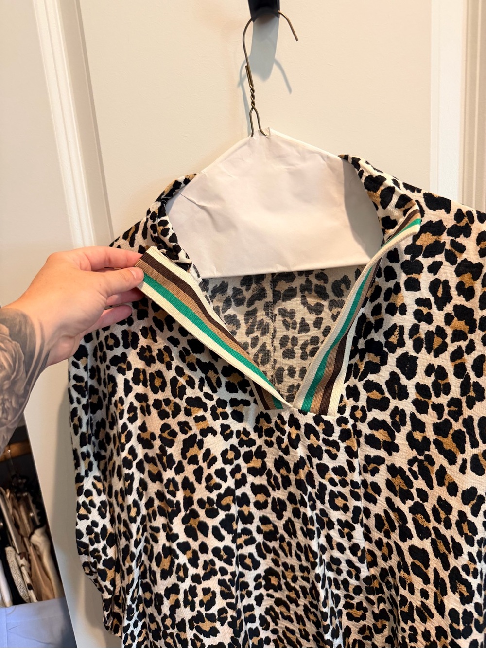Leopard Print V-Neck Pullover Blouse with Striped Trim - Beige/Black - Picture 2 of 3